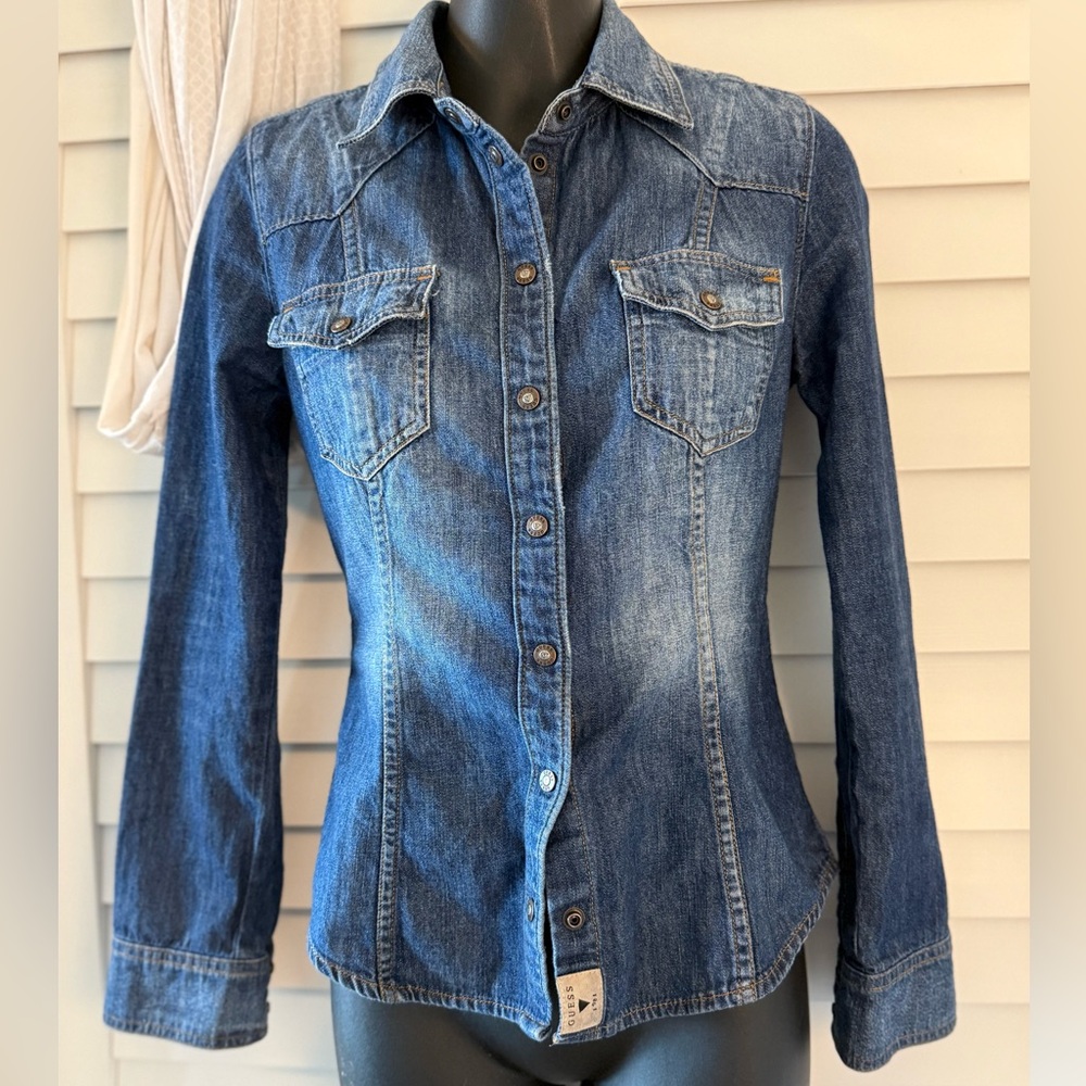 💙 Guess Blue Denim Snapped Button-Down 1981 Shirt Size Small/Extra Small